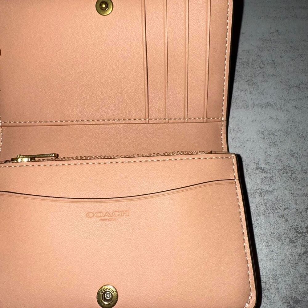 Coach Women's Essential Slim Card Case Peach - Picture 3 of 7